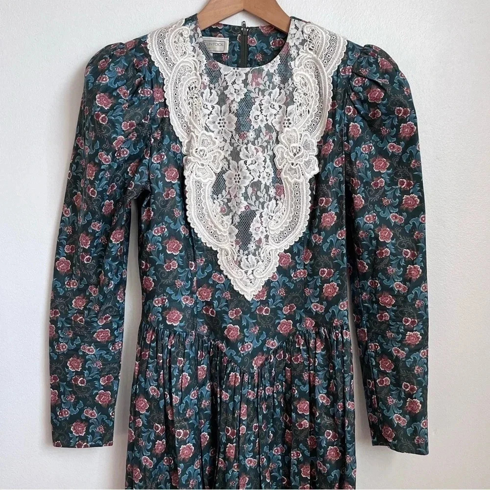Gunne Sax Vintage Prairie Floral Prairie Dress